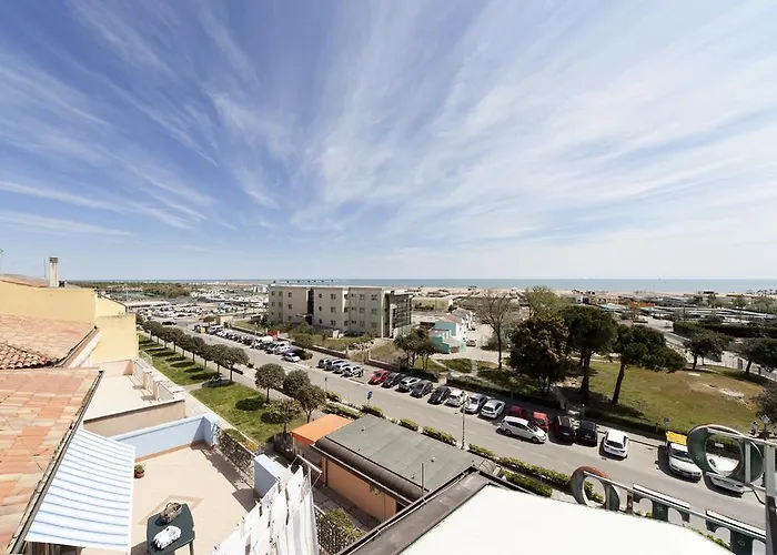 Ξενοδοχείο Del Mar 3*