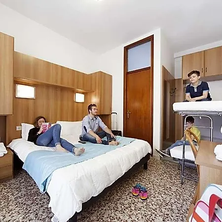 Del Mar Otel